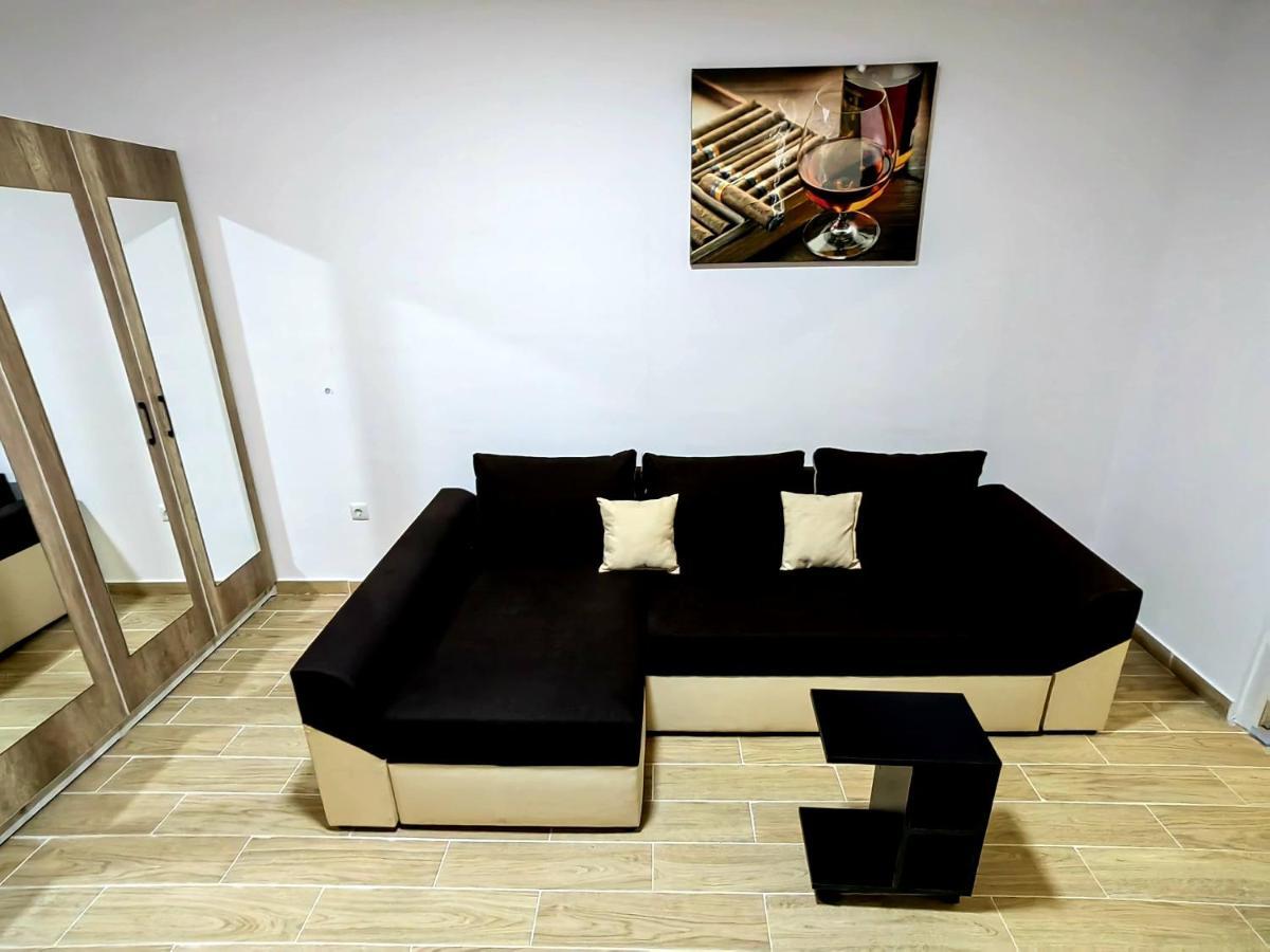 Апартаменти Militari Luxury Flat Rosu Екстер'єр фото